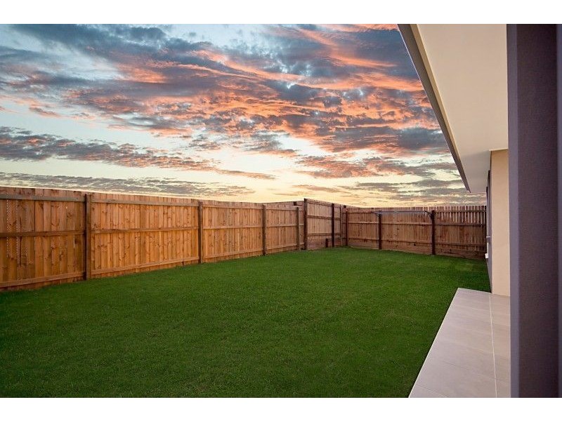 7 Troon Street, North Lakes QLD 4509