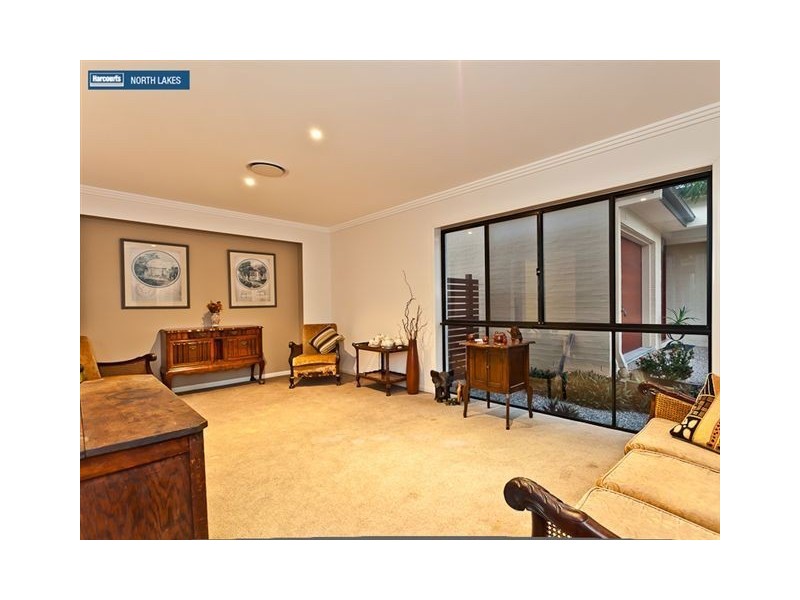 9 Whitebeech Ct, North Lakes QLD 4509