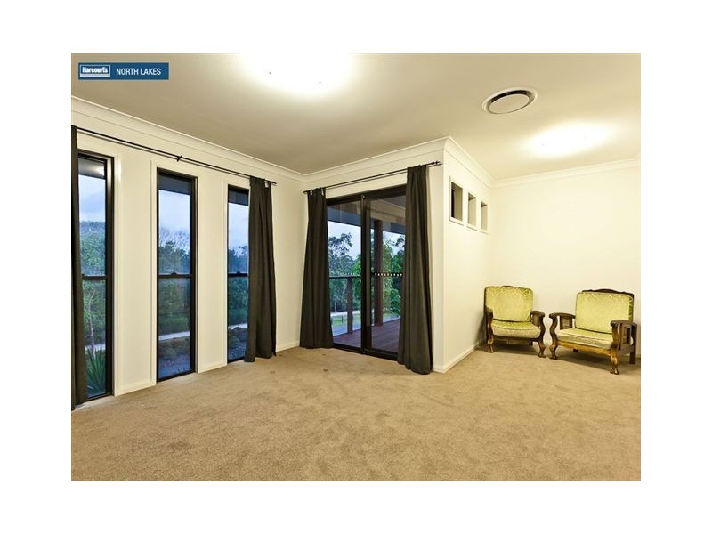 9 Whitebeech Ct, North Lakes QLD 4509