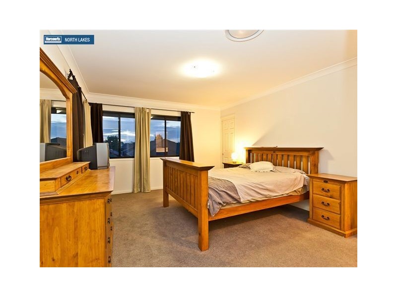 9 Whitebeech Ct, North Lakes QLD 4509