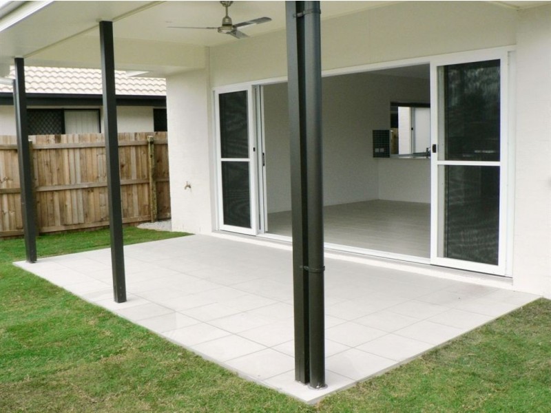 33 Merion Cct, North Lakes QLD 4509