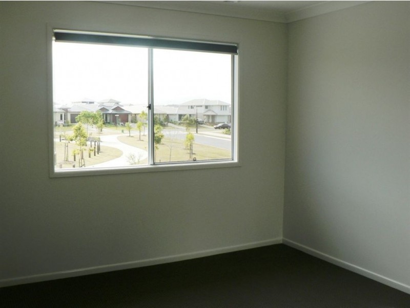 33 Merion Cct, North Lakes QLD 4509