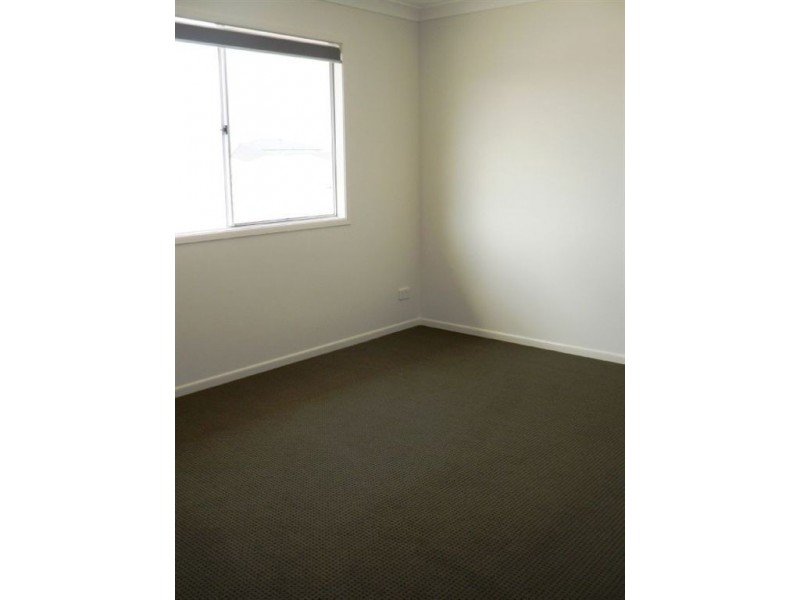 33 Merion Cct, North Lakes QLD 4509