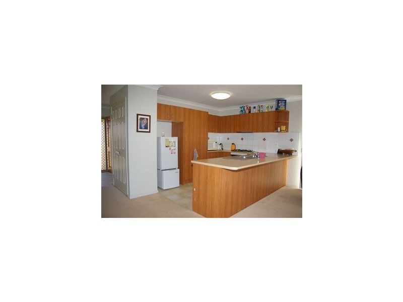 2 Atthow Street, North Lakes QLD 4509