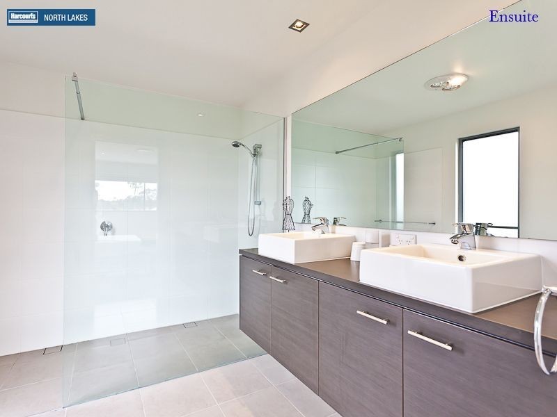8 Kipfler Lane, Warner QLD 4500
