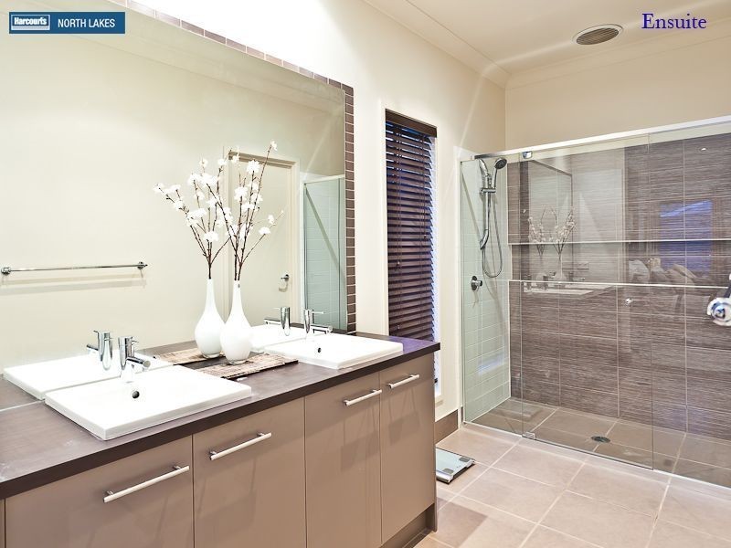 6 Trevino Parade, North Lakes QLD 4509