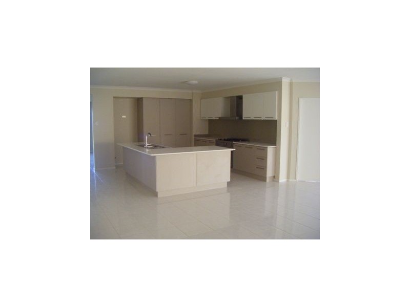 19 Rawlins Sreet, North Lakes QLD 4509