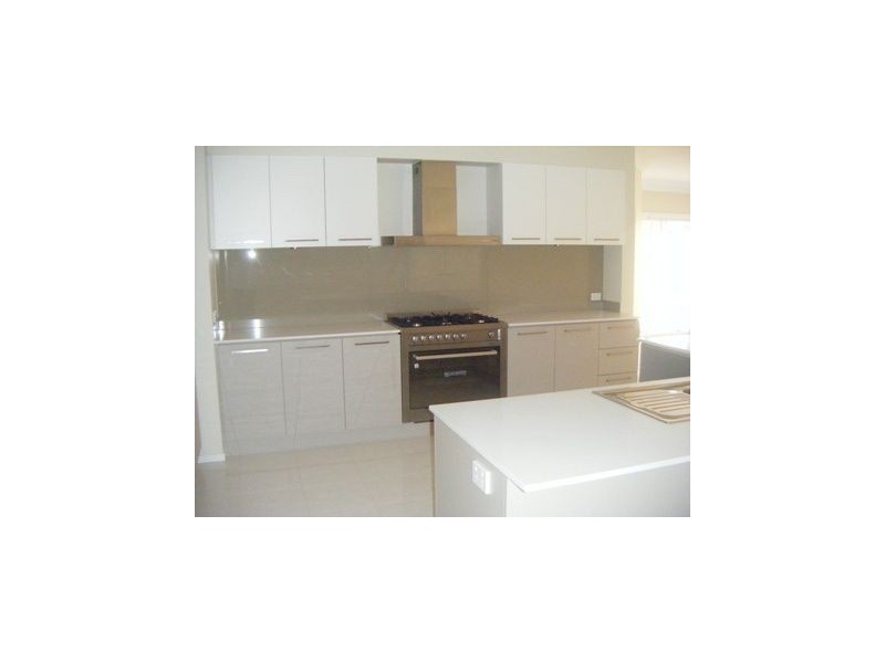 19 Rawlins Sreet, North Lakes QLD 4509