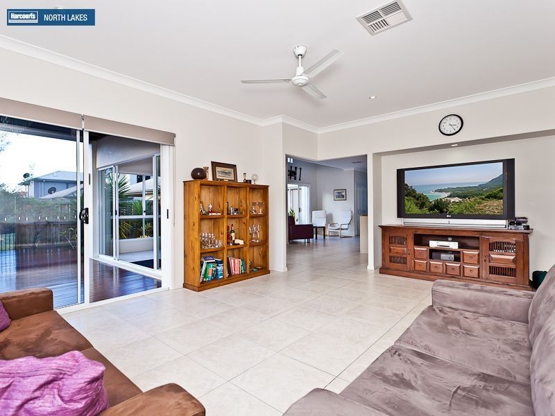 8 Armour Close, North Lakes QLD 4509