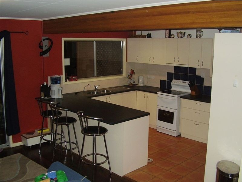 4 Mavor Street, Clontarf QLD 4019