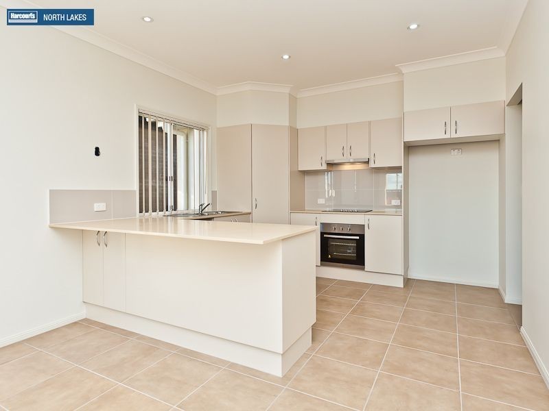 37 Riviera Crescent, North Lakes QLD 4509
