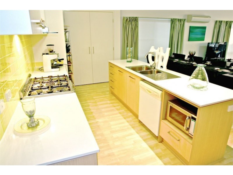 12 Chase Crescent, North Lakes QLD 4509