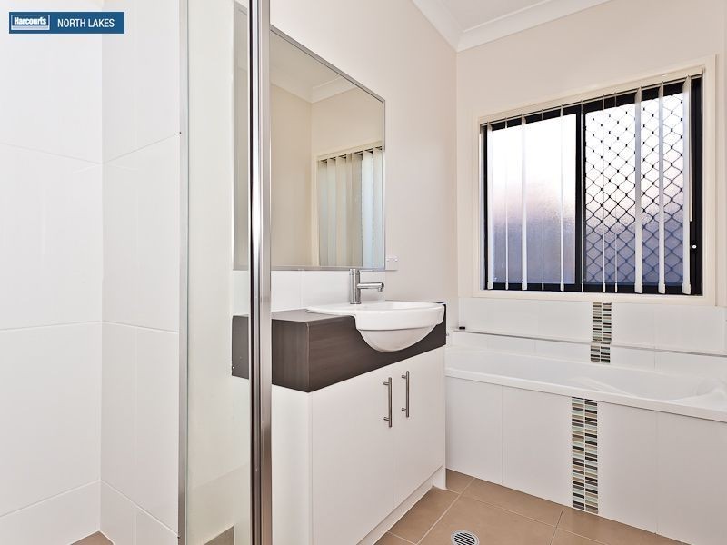 78 Sears Parade, North Lakes QLD 4509