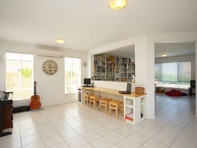 81 Cottonwood Circuit, North Lakes QLD 4509