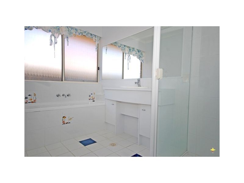 4 Gilbert Street, North Lakes QLD 4509