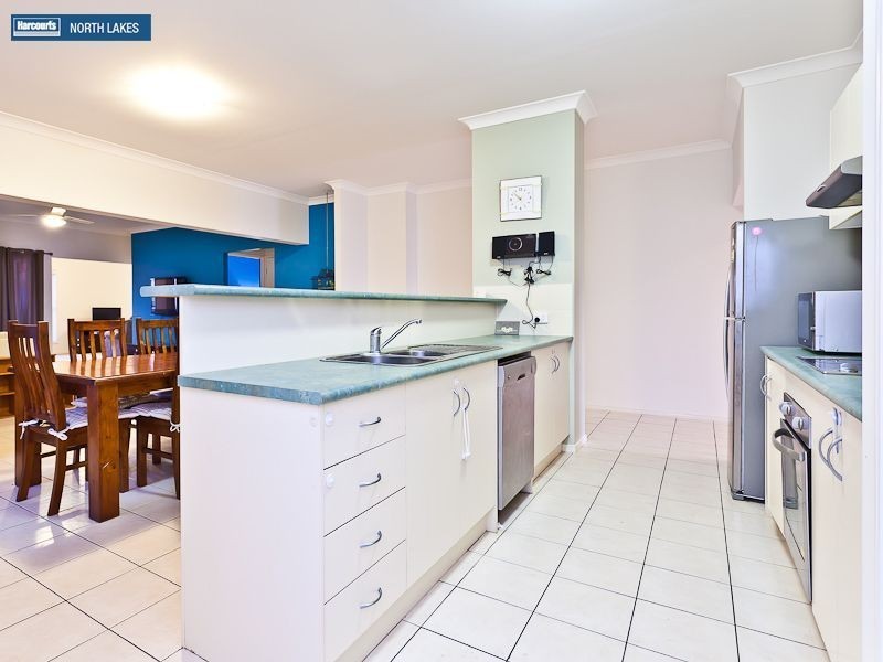 37 Kurrajong Circuit, North Lakes QLD 4509