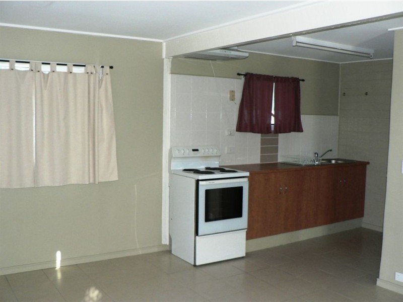 8 Melinda Street, Kallangur QLD 4503