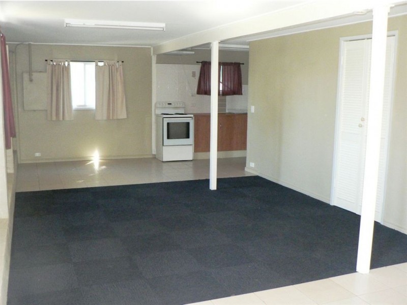 8 Melinda Street, Kallangur QLD 4503