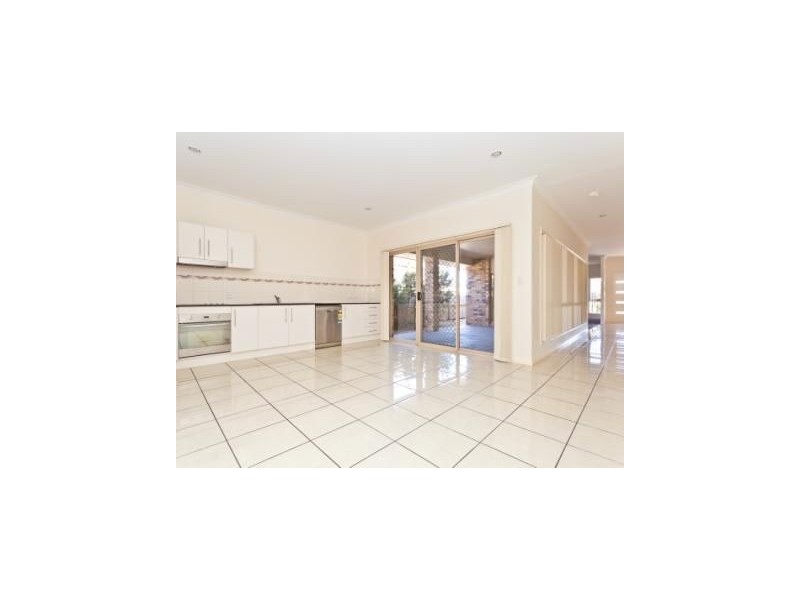 7 Possum, North Lakes QLD 4509