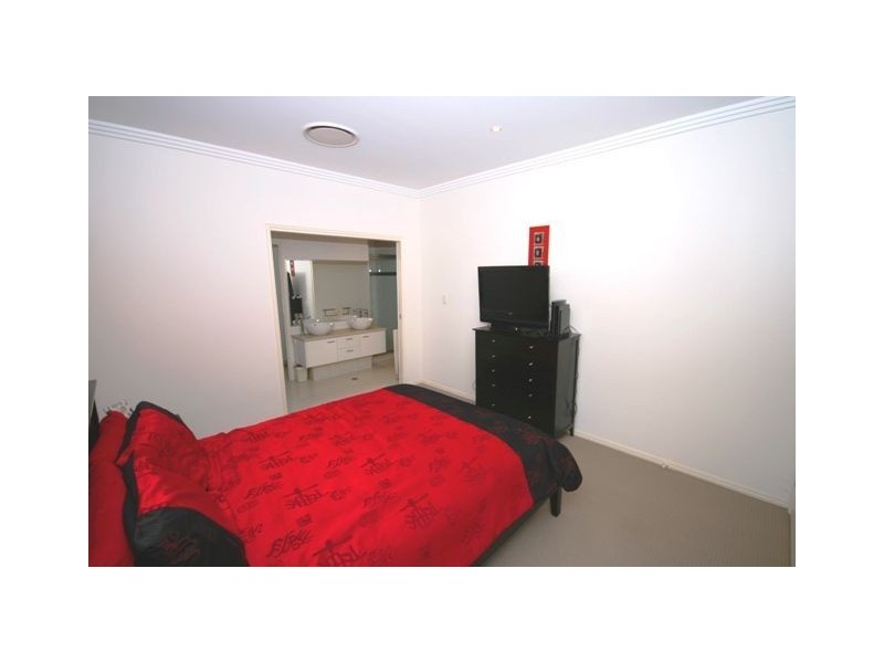 34 Kowari Cres, North Lakes QLD 4509