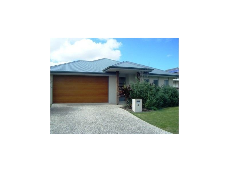 4 Dingo, North Lakes QLD 4509