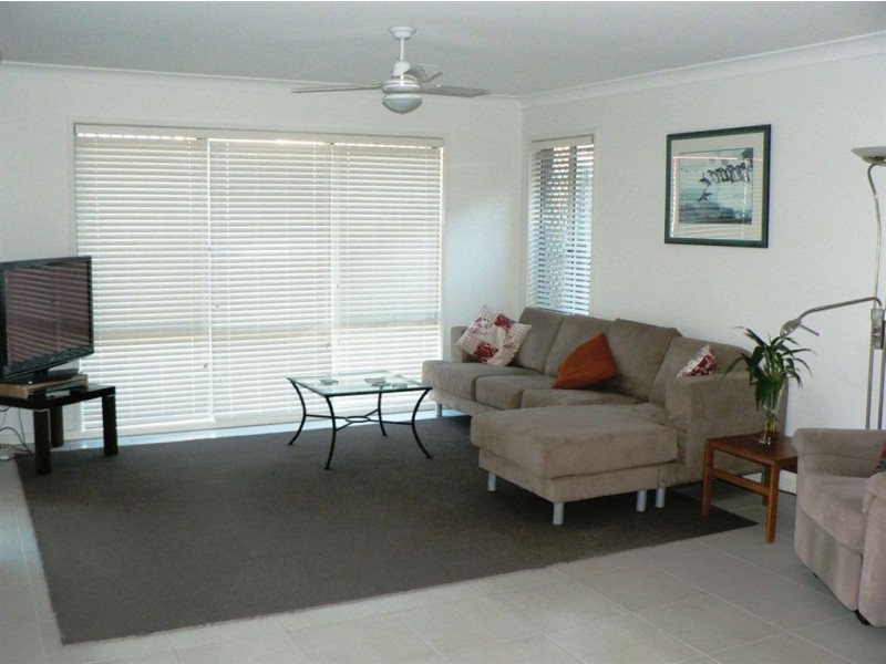 5 Sorrento Street, North Lakes QLD 4509