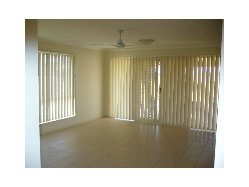 3 Kyah Close, Kallangur QLD 4503