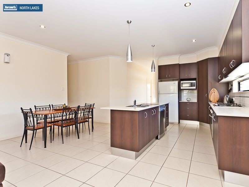 21 Rawlins Crescent, North Lakes QLD 4509