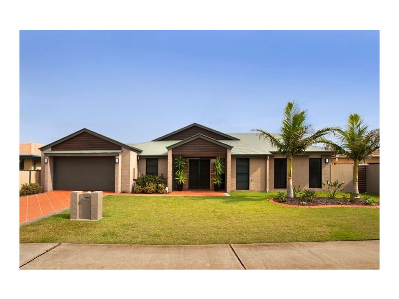 38 Mariner Court, Newport QLD 4020