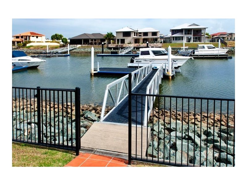 38 Mariner Court, Newport QLD 4020