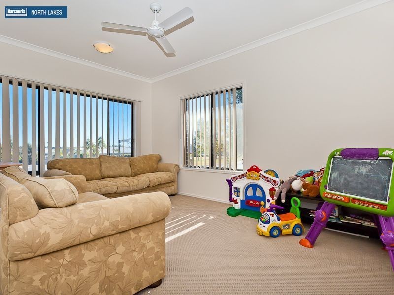10 Warabi Crescent, North Lakes QLD 4509