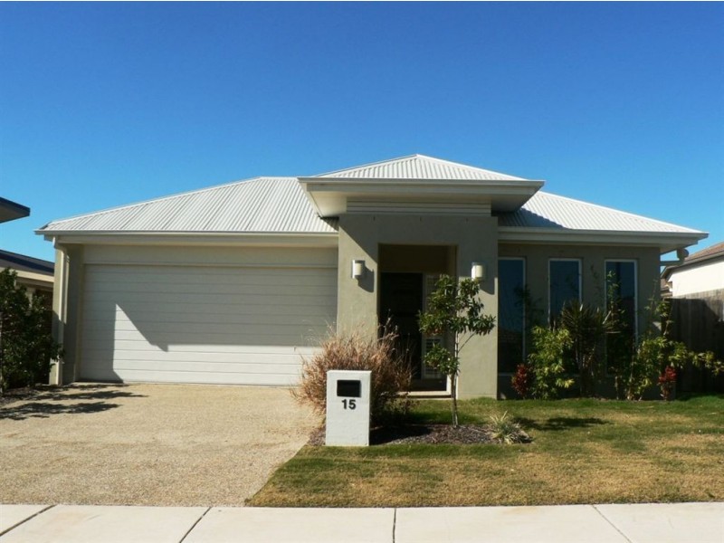 15 Chrysler Pde, North Lakes QLD 4509