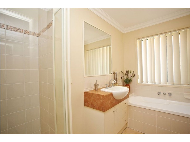 8 Dumaresq Crescent, Murrumba Downs QLD 4503