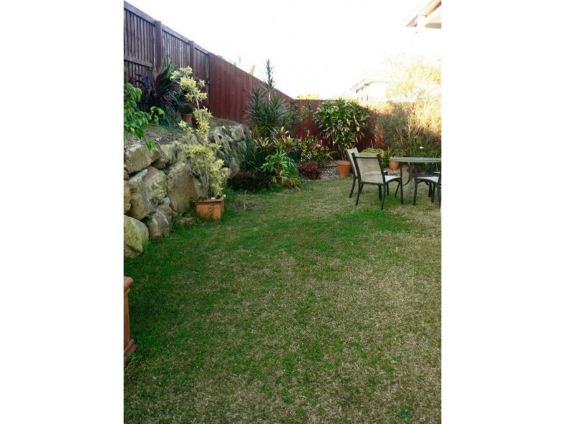 16 Nicklaus Pde, North Lakes QLD 4509