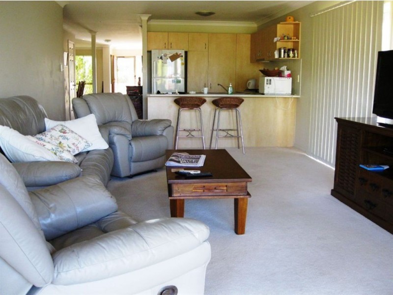65 Southerden Dr, North Lakes QLD 4509