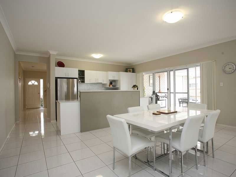 9 Dusky St, North Lakes QLD 4509