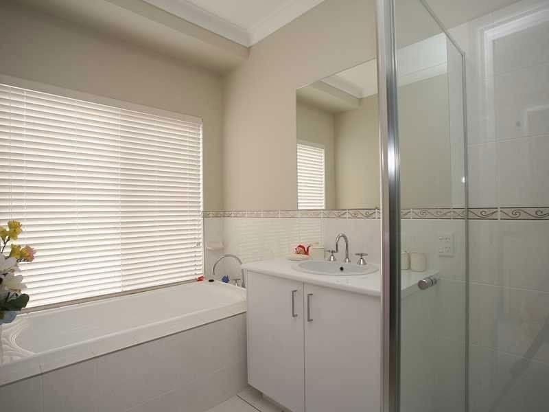 9 Dusky St, North Lakes QLD 4509