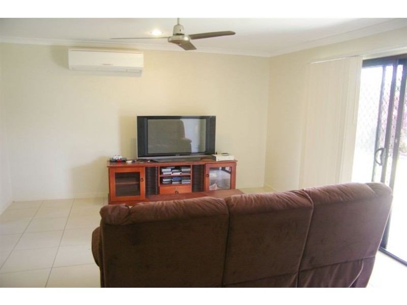 70 Ridgegarden Drive, Morayfield QLD 4506