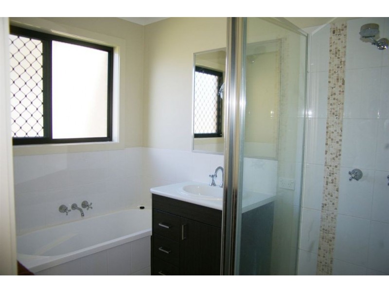 70 Ridgegarden Drive, Morayfield QLD 4506