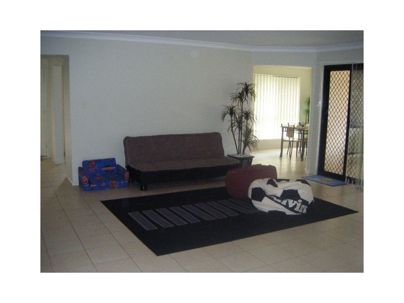 8 Michael David Drive, Warner QLD 4500