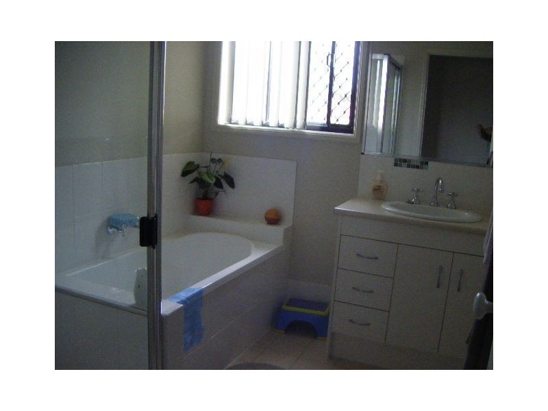 8 Michael David Drive, Warner QLD 4500
