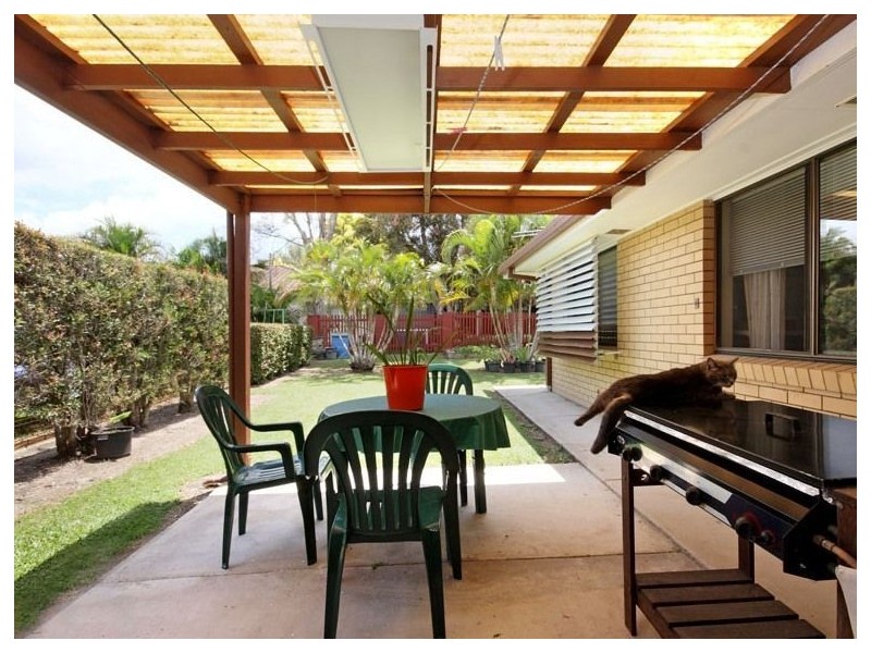 8 Pamrick Crescent, Clontarf QLD 4019