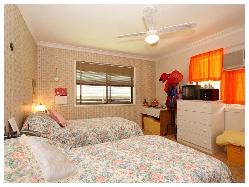 8 Pamrick Crescent, Clontarf QLD 4019