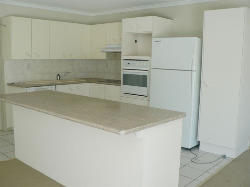 2 Bremer Ct, Murrumba Downs QLD 4503