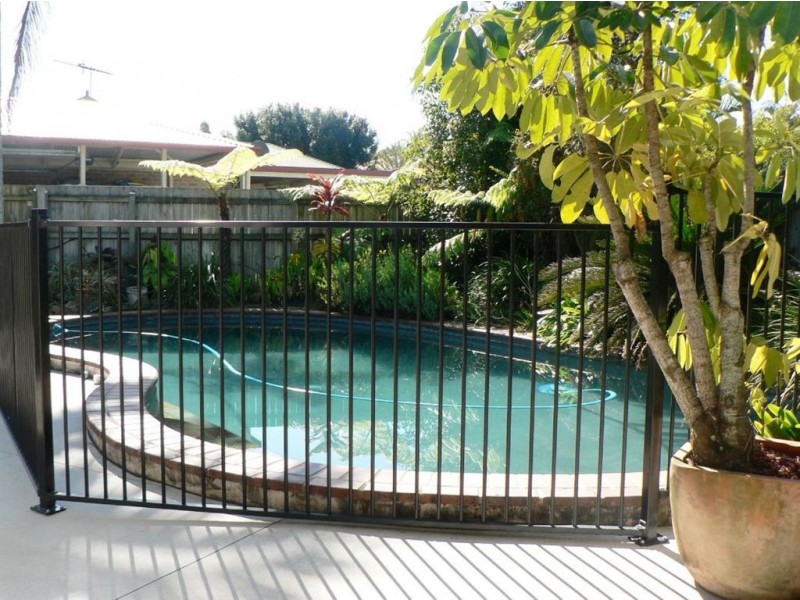 2 Bremer Ct, Murrumba Downs QLD 4503