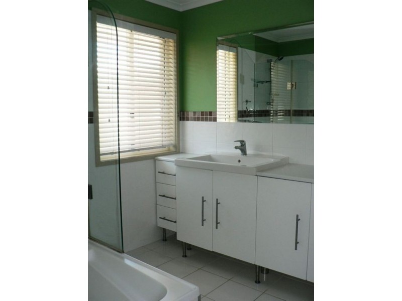 2 Bremer Ct, Murrumba Downs QLD 4503