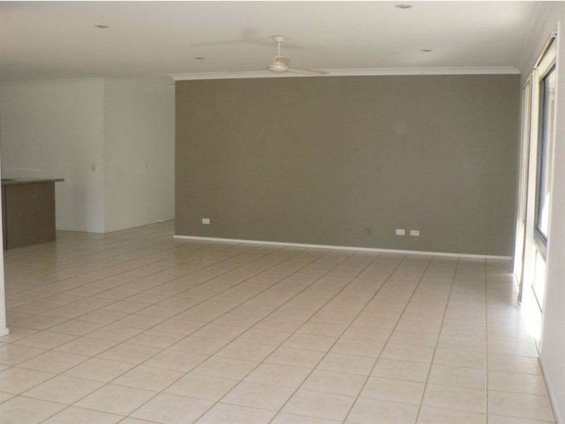 49 Allison Dr, Kallangur QLD 4503