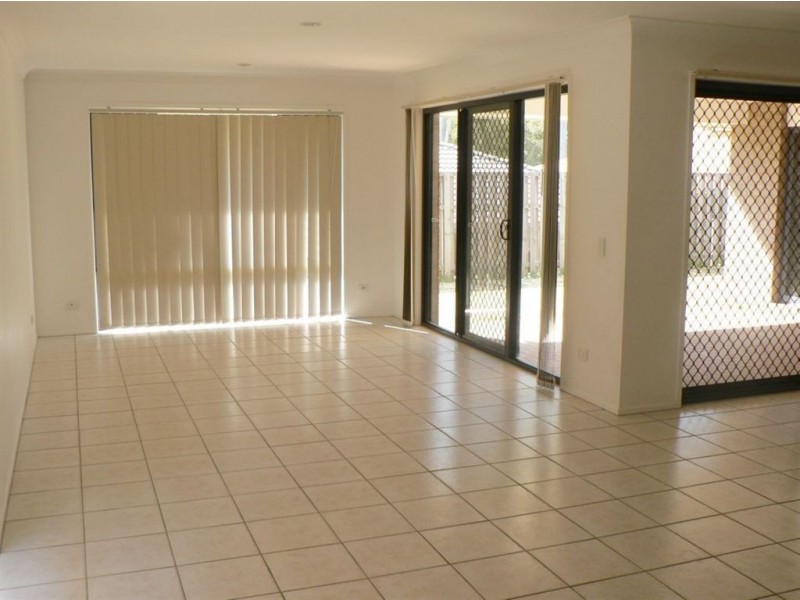 49 Allison Dr, Kallangur QLD 4503