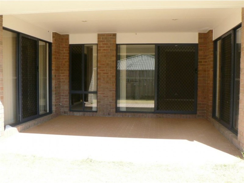 49 Allison Dr, Kallangur QLD 4503