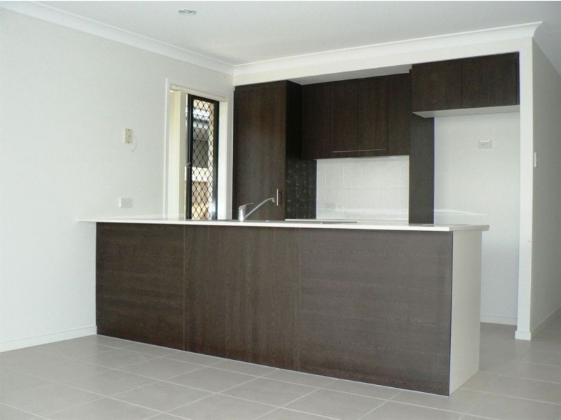 17 Kingston Ct, North Lakes QLD 4509